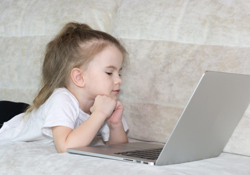 teknologi anak kids laptop