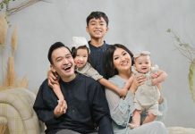 Beberapa Momen Mengenakan Baju Kembar Bersama Anak ruben onsu baju kembar